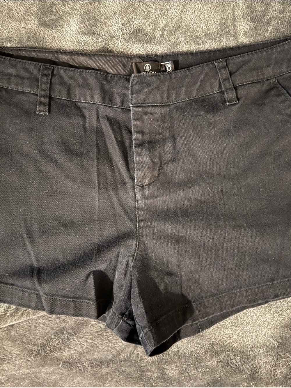 Volcom Black Women’s Flat-Front Shorts 31